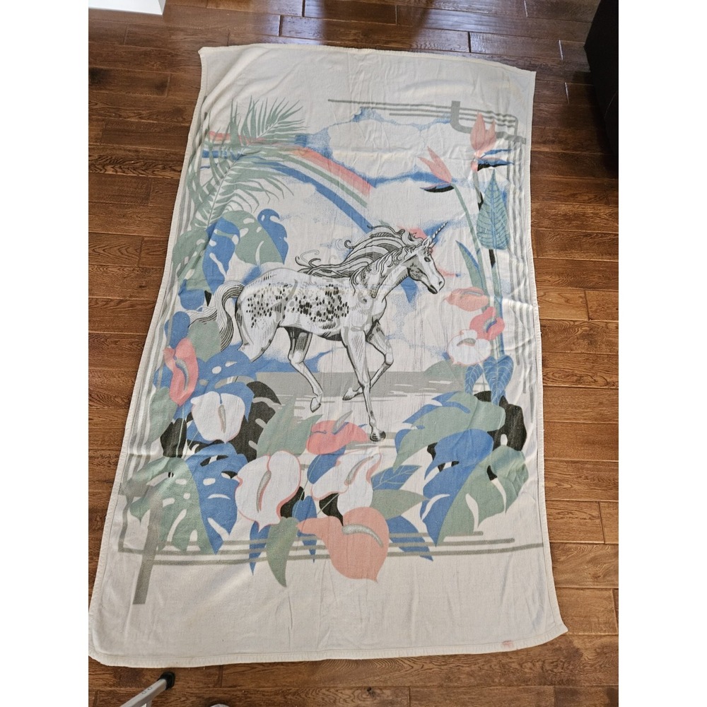 VINTAGE‎ REVERSIBLE UNICORN MORA BLANKET 87x51 Inch No tag Has Runs